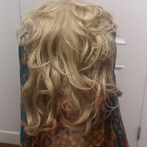 Ponytail fall. Blonde. - Picture 1 of 2